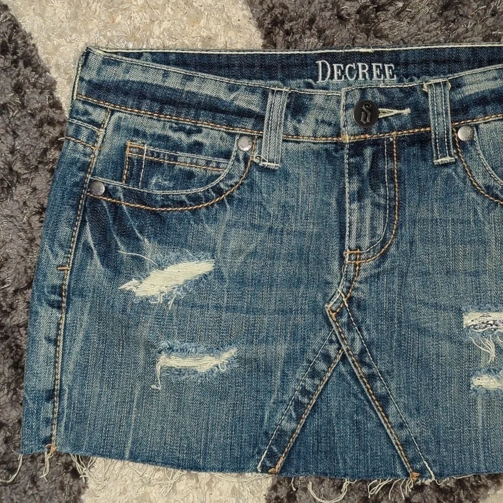 Decree Mini Skirt Pre owned Size 5 Medium Denim Blue Jean Hipster 70s Skirts